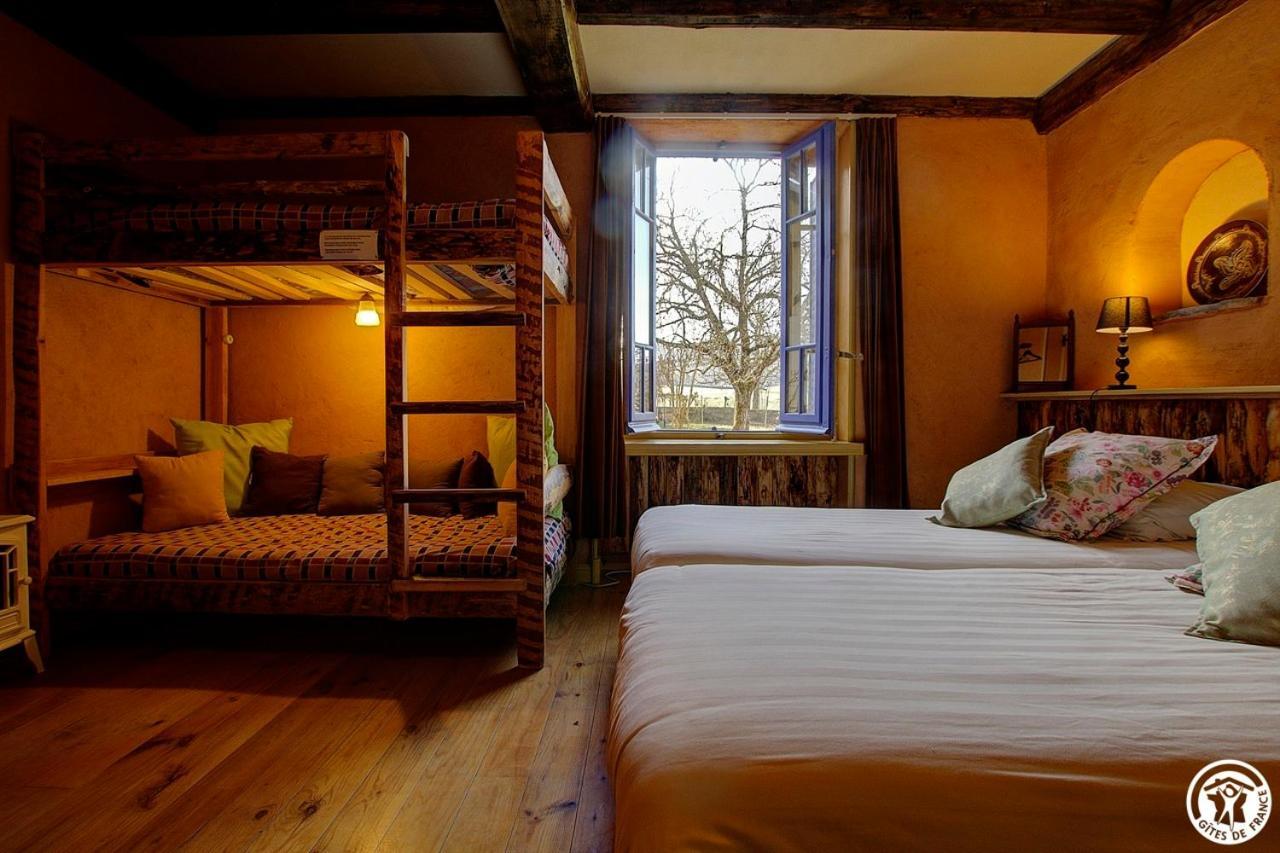 Bed and Breakfast Goute La Vie Marchamp Exterior foto