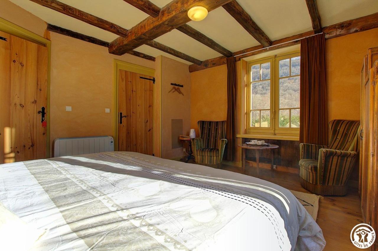 Bed and Breakfast Goute La Vie Marchamp Exterior foto